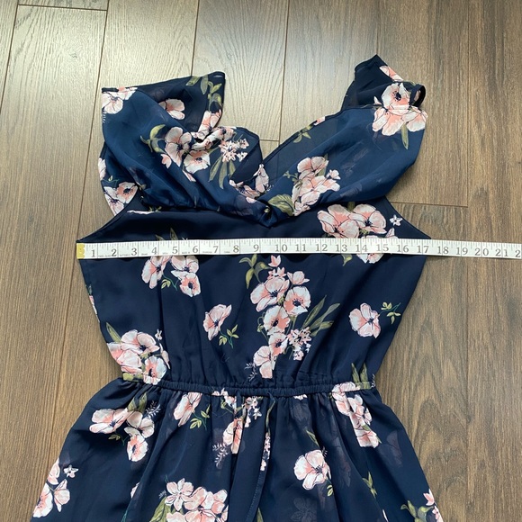 ABERCROMBIE AND FITCH “Fitch” Cold Shoulder Ruffle Maxi Dress Long - Picture 9 of 13